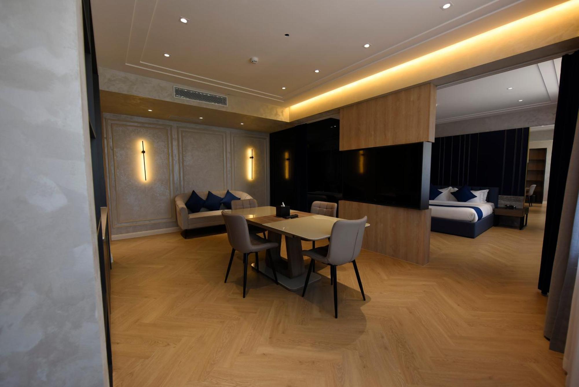 Ulaanbaatar Hotel ภายนอก รูปภาพ
