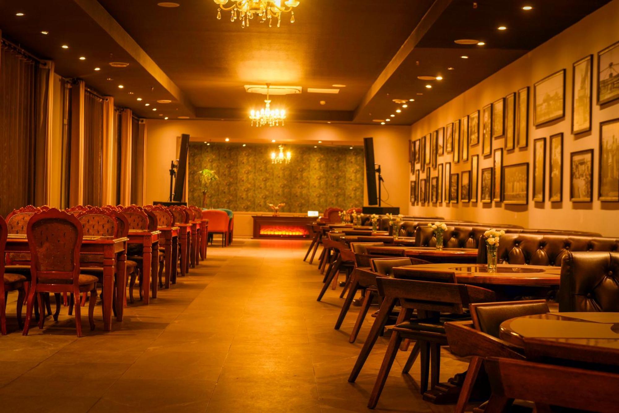 Ulaanbaatar Hotel ภายนอก รูปภาพ